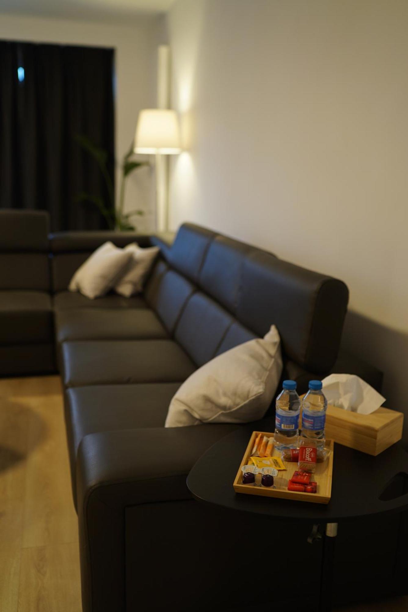 Skyway Airport Apartments ซาเวนเตม ภายนอก รูปภาพ